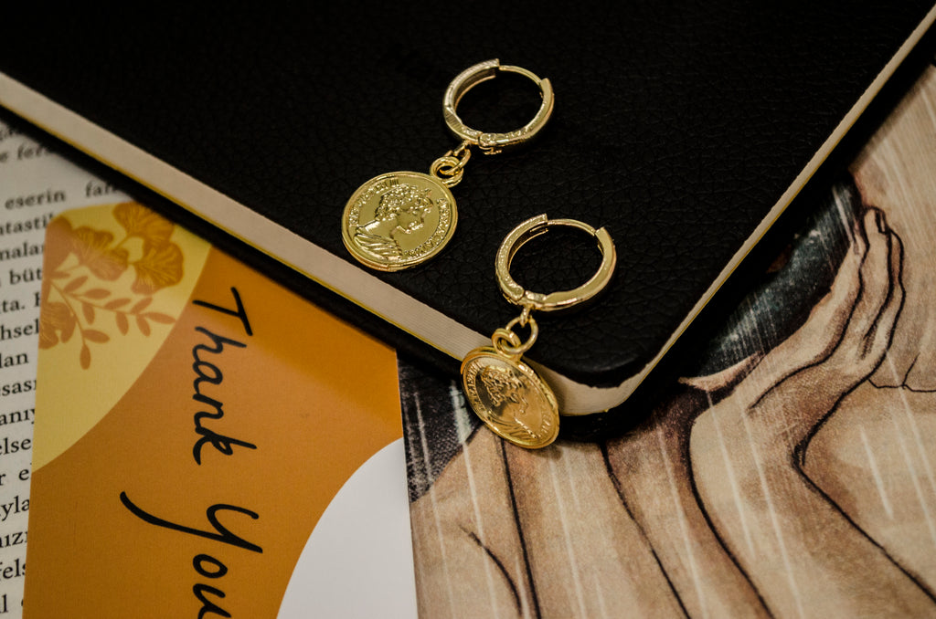 Elizabeth II. Earrings